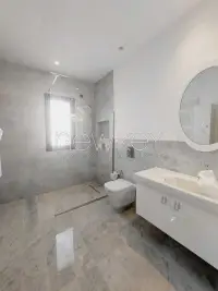 Villa S+3 à louer à Gammarth - 10