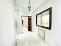 Villa S+3 Avec Jardin à Vendre à Chotrana 2 - 7