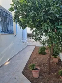 Joli RDC de villa s+3 à Gammarth - 21