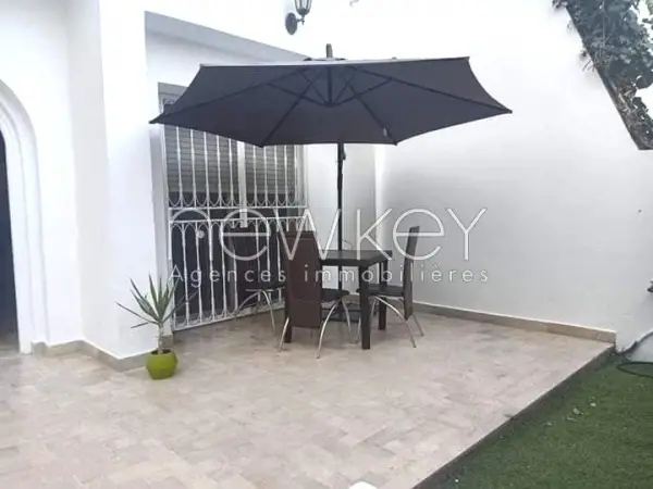 Duplex s+3 meublé à la Marsa