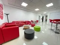 Immeuble de 2800m² à louer à la zone d'activité kheireddine - 2