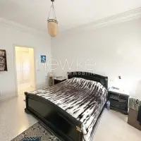 Villa avec jardin à vendre à Ennasr 1 - 8