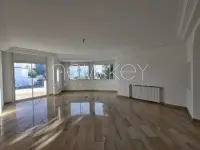 Coquette villa S+4 à louer à la Marsa - 10