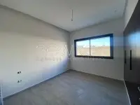 Un Appartement S+2 avec jardin à vendre à Chotrana 1 - 3