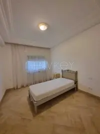 Appartement s+4 à la Marsa - 13