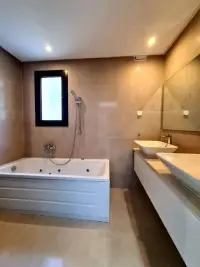 Joli Triplex avec piscine à la Marsa - 12