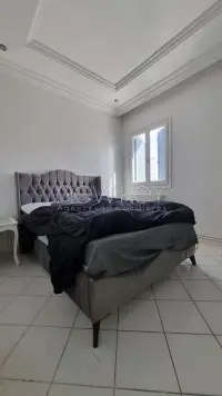 Triplex S+4 avec piscine - 11
