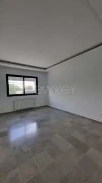 Appartement s+4 à la Marsa - 6