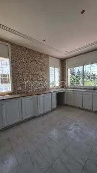 Etage de villa s+3 à la Marsa avec studio - 8