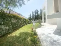 Villa avec piscine à louer aux Berges du Lac 1 - 2