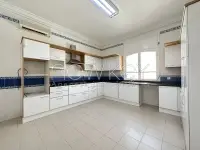 Villa avec piscine à louer aux Berges du Lac 1 - 5