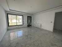 Une Somptueuse Villa avec piscine à louer à La Soukra - 9