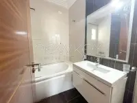 S+3 avec chambre de service à vendre aux Jardins de Carthage - 8