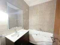 S+3 avec chambre de service à vendre aux Jardins de Carthage - 9