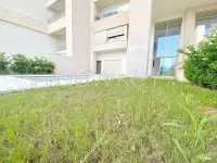 Triplex avec piscine à vendre aux Berges du Lac 2 - 1
