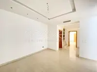 Triplex avec piscine à vendre aux Berges du Lac 2 - 3