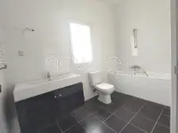 Une Villa S+4 avec un jardin à louer à La Soukra - 8