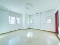Etage de villa à usage de bureaux à louer au Lac 2 - 6