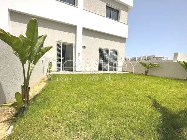 Duplex S3 avec jardin à louer aux Jardins De Carthage