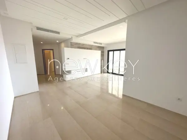 Appartement S3 avec vue dégagée à louer aux Jardins de Carthage