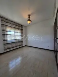 Duplex s+5 avec piscine - 11