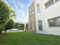 Villa avec piscine et jardin à louer au lac 2 - 10