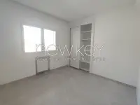 Un Bel Appartement Neuf S+2 à louer à La Soukra - 4