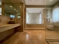 Villa à usage bureautique S4 à louer aux Berges du Lac 2 - 9
