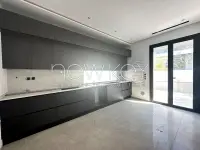 Villa neuve avec piscine à louer au Lac 2 - 4