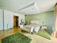 Une Villa S+5 avec piscine à vendre à La Soukra - 5