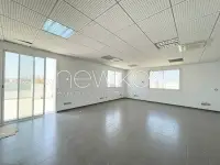 Etage de bureaux à louer aux Berges du lac 2 - 8