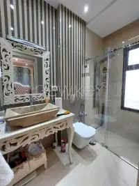 Rez de chaussé s3 avec piscine - 4