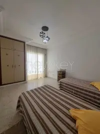 Duplex s+4 meublé à la Marsa - 2