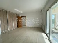 Etage de villa S+4 avec vue dégagée à louer aux Jardins de Carthage - 5