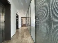 Etage de bureau à louer aux Berges du Lac 1 - 3