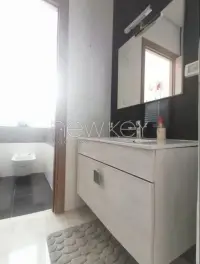 A louer une villa s+5 meublé avec piscine à Gammarth - 4