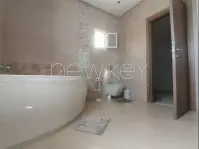 A louer une villa s+5 meublé avec piscine à Gammarth - 3