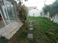 Une Villa S+5 à vendre au Bhar Lazrag - 9