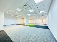 Bureau de 522m² à louer au Lac 2 - 4