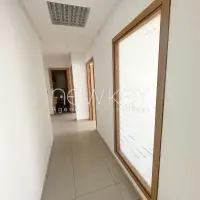 Etage de bureaux de 700m² à louer aux Berges du Lac 1 - 7