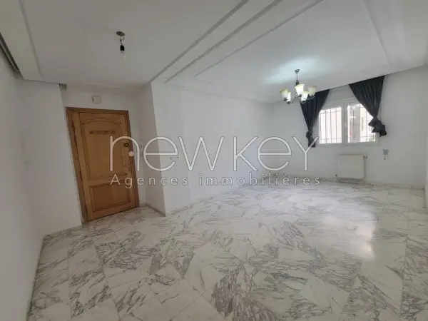 Un Appartement S+3 aux Jardins de L'Aouina
