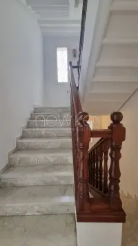 Villa s+4 avec jardin - 11