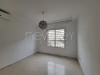 Duplex S3 avec piscine à louer à La Soukra - 12