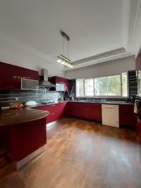 Un joli triplex S+5 à louer à Gammarth - 6