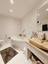 Un joli triplex S+5 à louer à Gammarth - 5