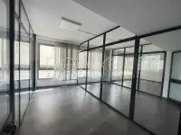 Bureau A4 à louer au Lac 2 - 5