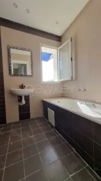 Duplex s+5 à la Marsa - 5