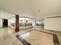 Villa avec jardin à louer au Lac 1 - 5
