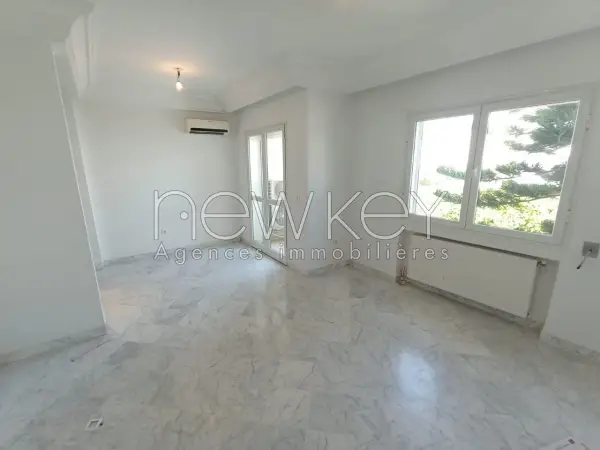 Un Appartement S+3 à louer à Ain Zaghouan