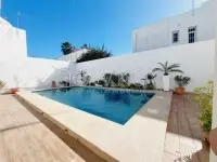villa s+4 avec piscine à la Marsa - 12